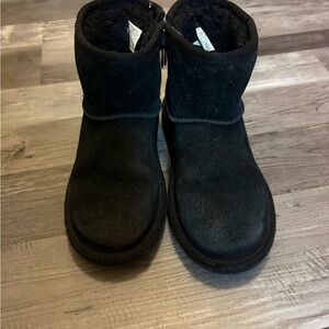 Koolaburra Black Kids Boots size 1